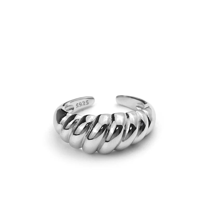 Oblique Thread Ring