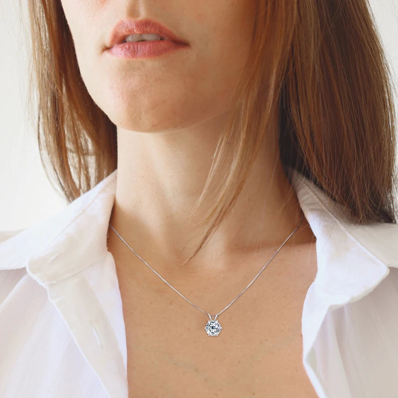 Luxury Moissanite Pendant Necklaces