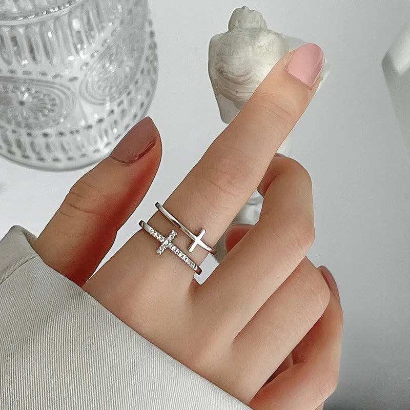 Elegant Cross Zircon Ring