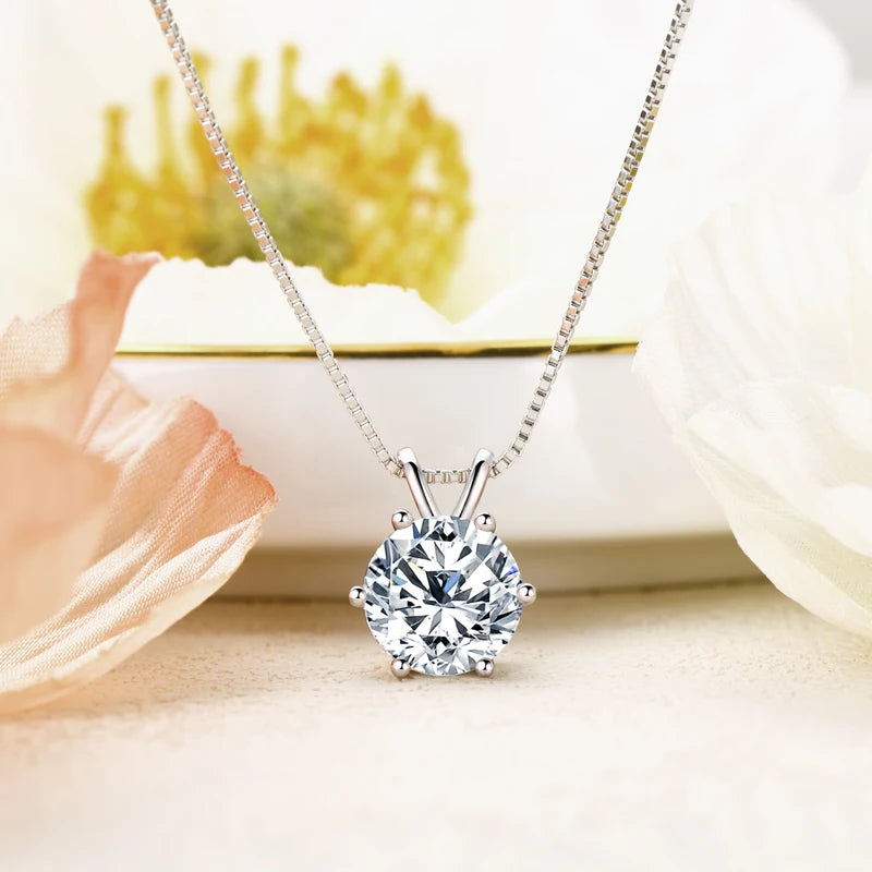 Luxury Moissanite Pendant Necklaces