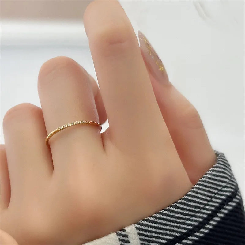 Cubic Zirconia Finger Ring