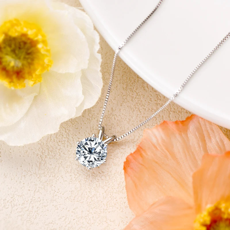 Luxury Moissanite Pendant Necklaces