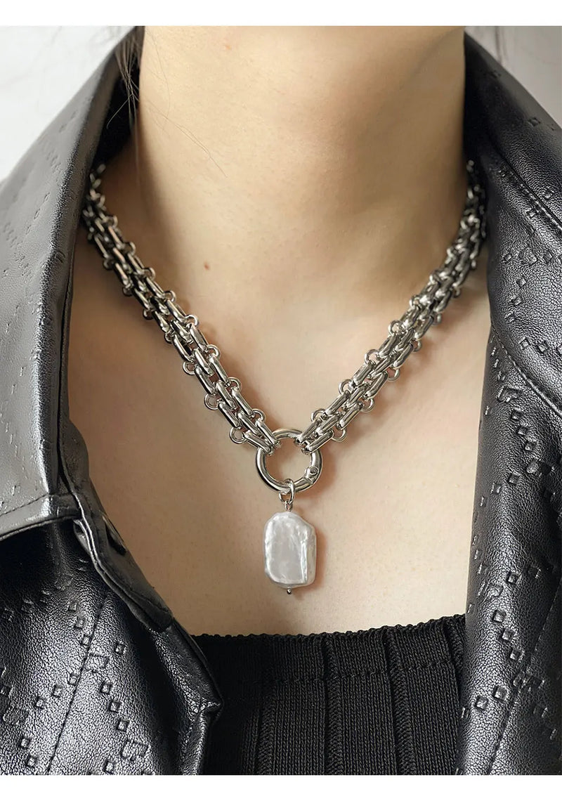 Pearl Pendant Chunky Chain Necklace